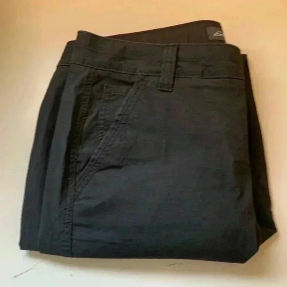 Eddie Bauer Hi-rise women’s NWOT Blue /Gray Lightweight Straight Leg Pants - Picture 3 of 14